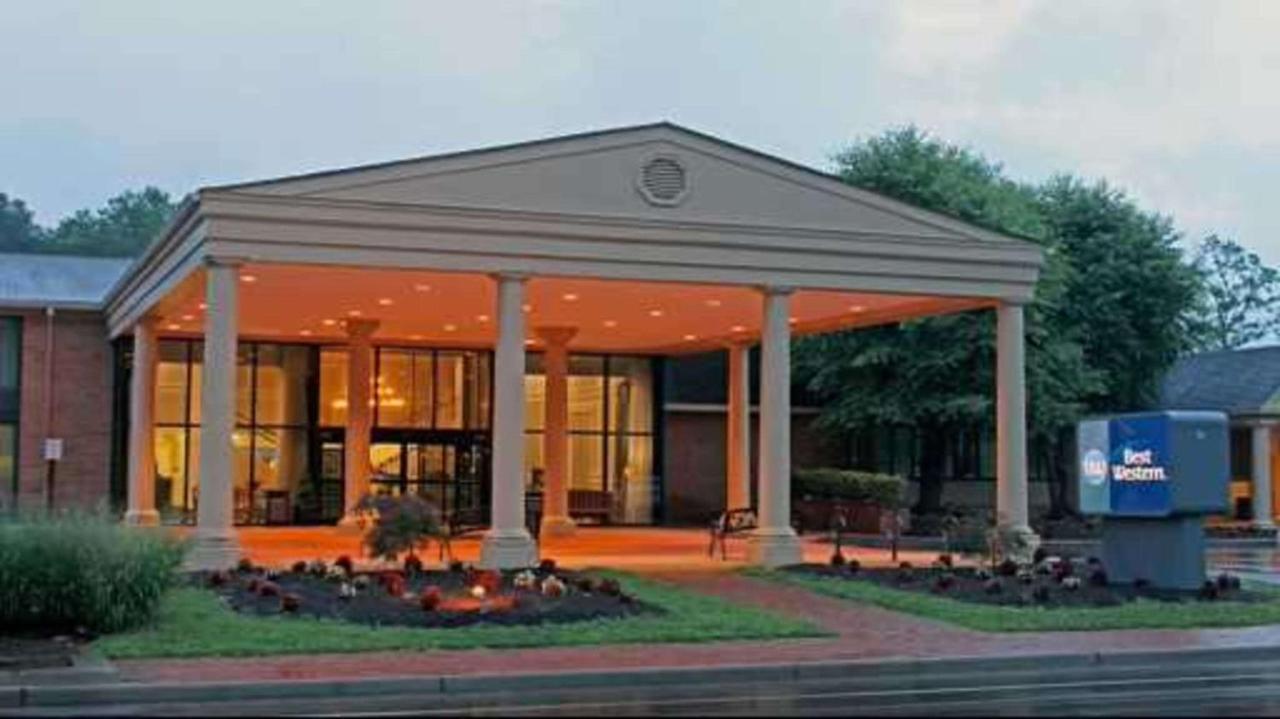 Best Western Williamsburg Historic District Extérieur photo